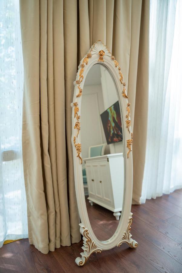 Sol Invictus Boutique Hotel Durres Albania ภายนอก รูปภาพ